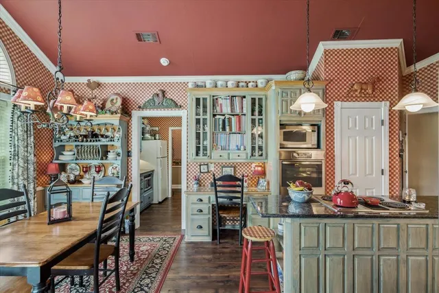 $999,980 | 11600 County Road 346, Terrell, TX 75161