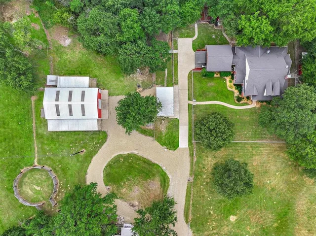 $999,980 | 11600 County Road 346, Terrell, TX 75161