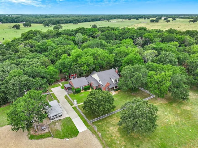 $999,980 | 11600 County Road 346, Terrell, TX 75161