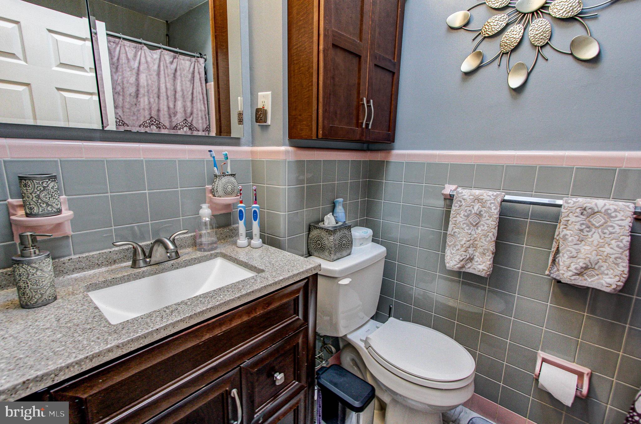 7741 Dungan Road Philadelphia, PA 19111 - Photo 14 of 23 Gallery Image 14