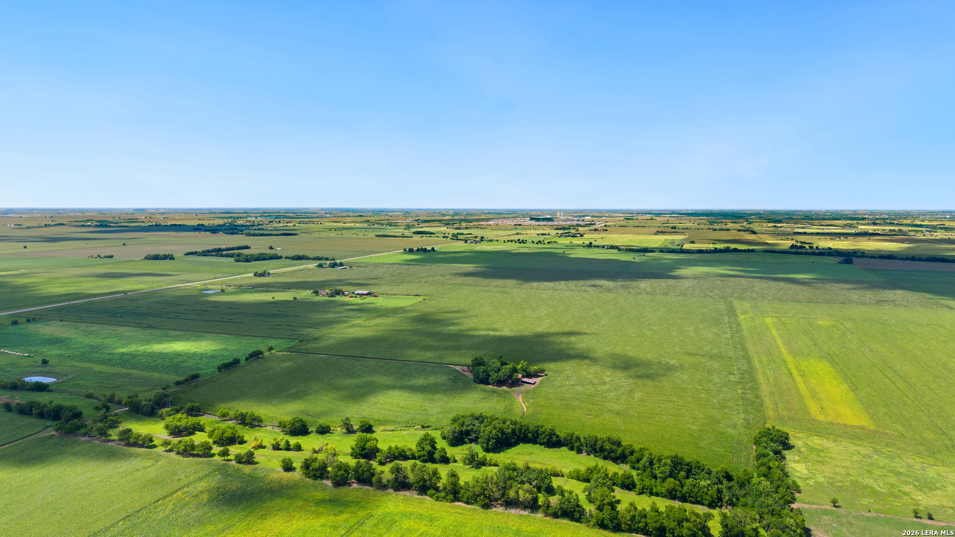 4669 Fm 973 Taylor, TX 76574 - Photo 21 of 26 a view of an ocean