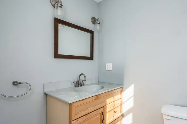 $719,000 | 17-19 Dartmouth Street, Exeter, NH 03833