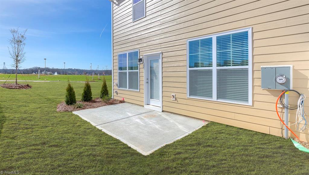 701 Riley Lane, Unit 7 Greensboro, NC 27455 - Photo 5 of 6 Gallery Image 5