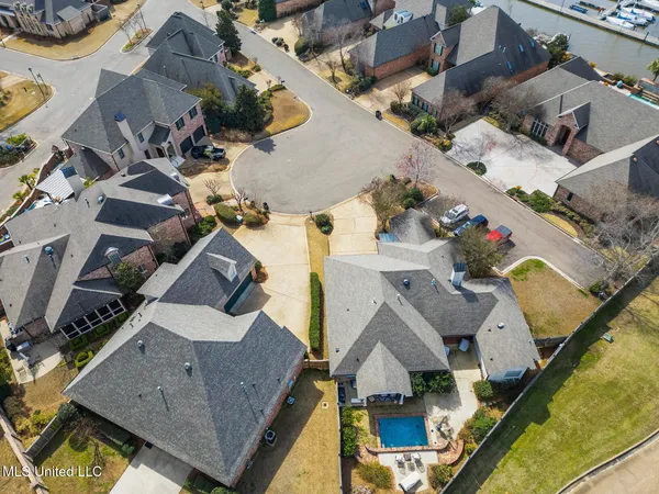 $495,900 | 404 Bay Cove, Ridgeland, MS 39157