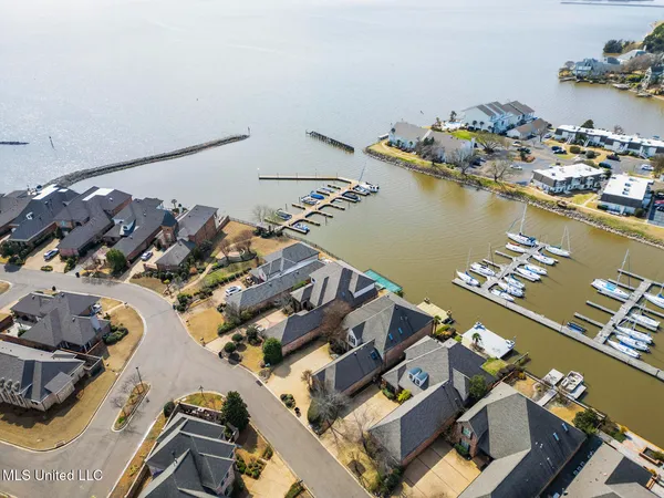 $495,900 | 404 Bay Cove, Ridgeland, MS 39157