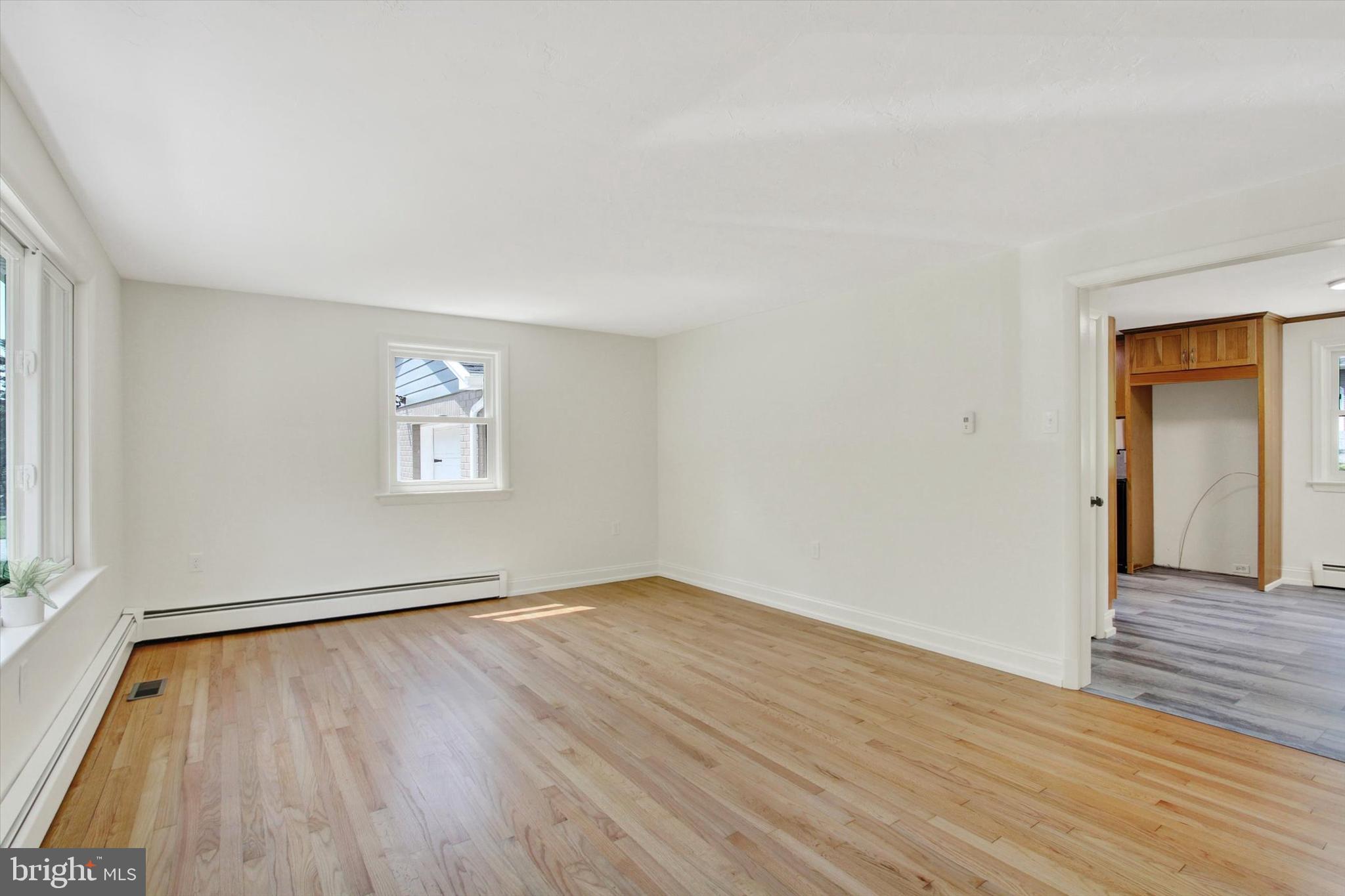 1104 Moulstown Road North Hanover, PA 17331 - Photo 5 of 34 Living Room
