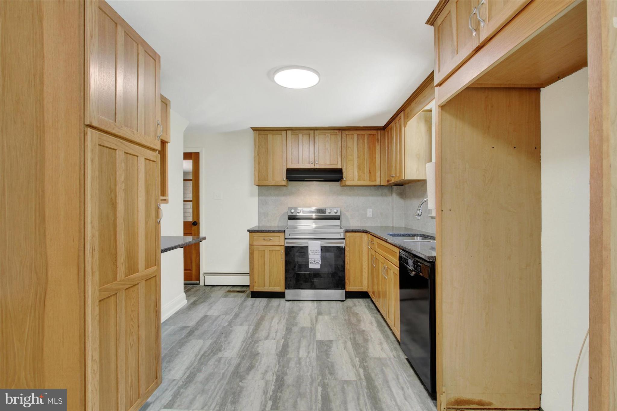 1104 Moulstown Road North Hanover, PA 17331 - Photo 7 of 34 Kitchen