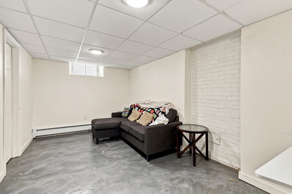 43 Chilmark Street Worcester, MA 01604 - Photo 30 of 36 Gallery Image 30