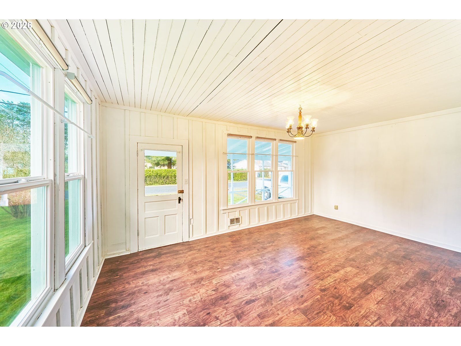 4302 L Place Seaview, WA 98644 - Photo 8 of 37