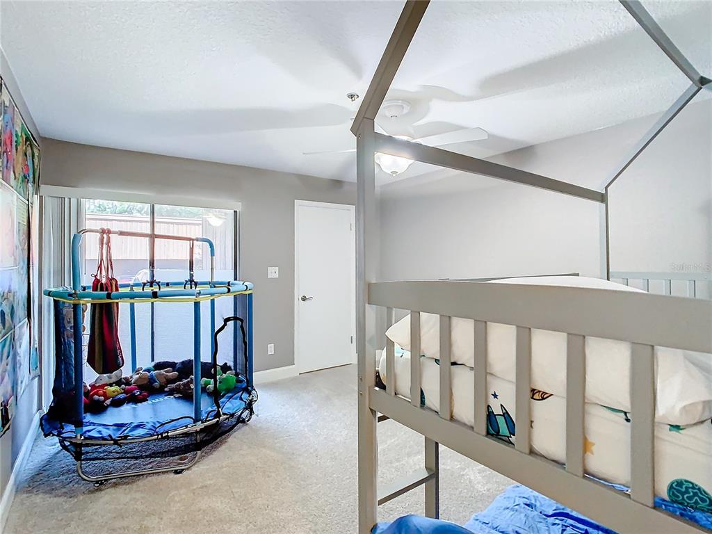 976 East Michigan Street, Unit A Orlando, FL 32806 - Photo 27 of 45 a living room with furniture