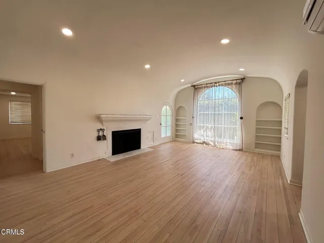 $5,500 | 4622 La Canada Boulevard, La Canada Flintridge, CA 91011