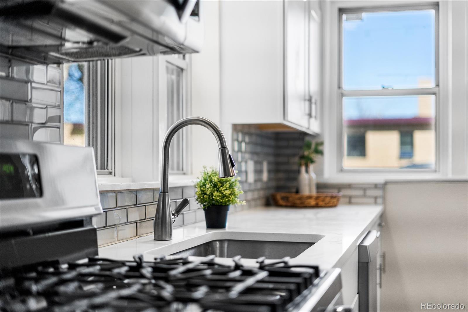 2259 Depew Street Edgewater, CO 80214 - Photo 12 of 46