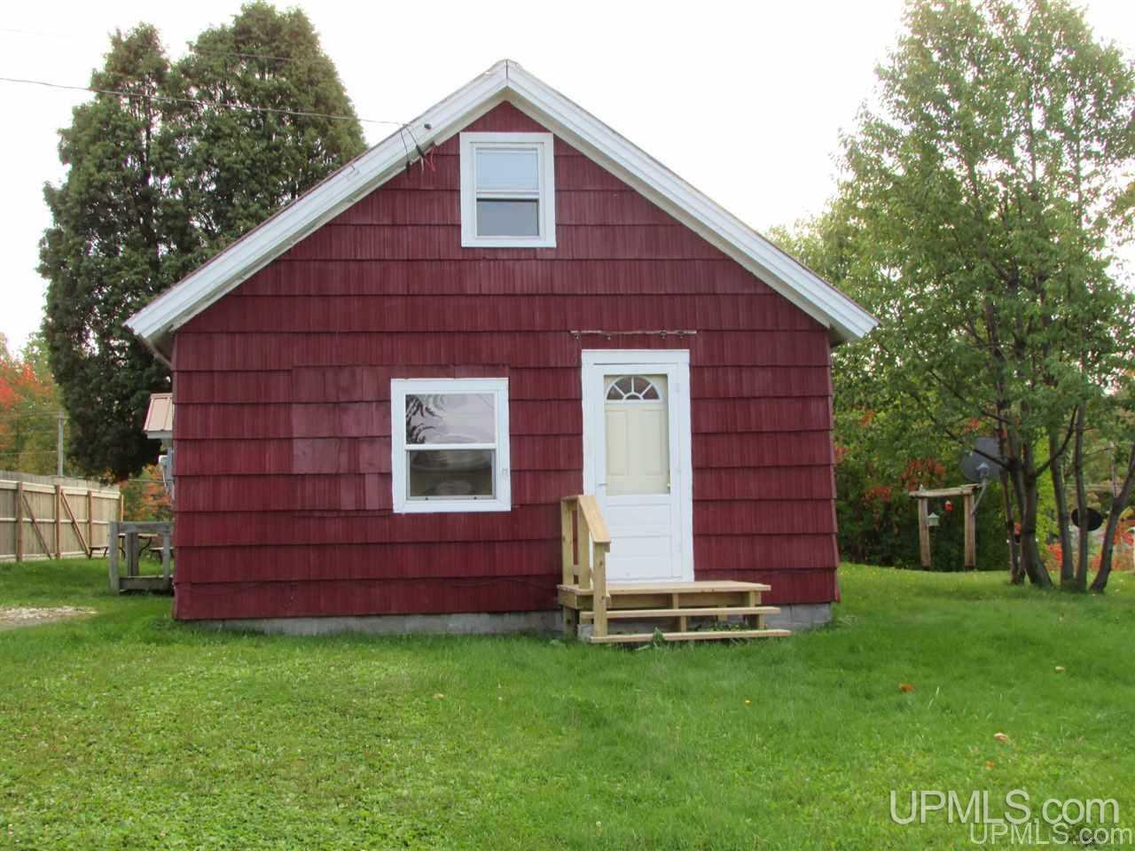113 West Fall Street L'Anse, MI 49946 - Photo 17 of 17