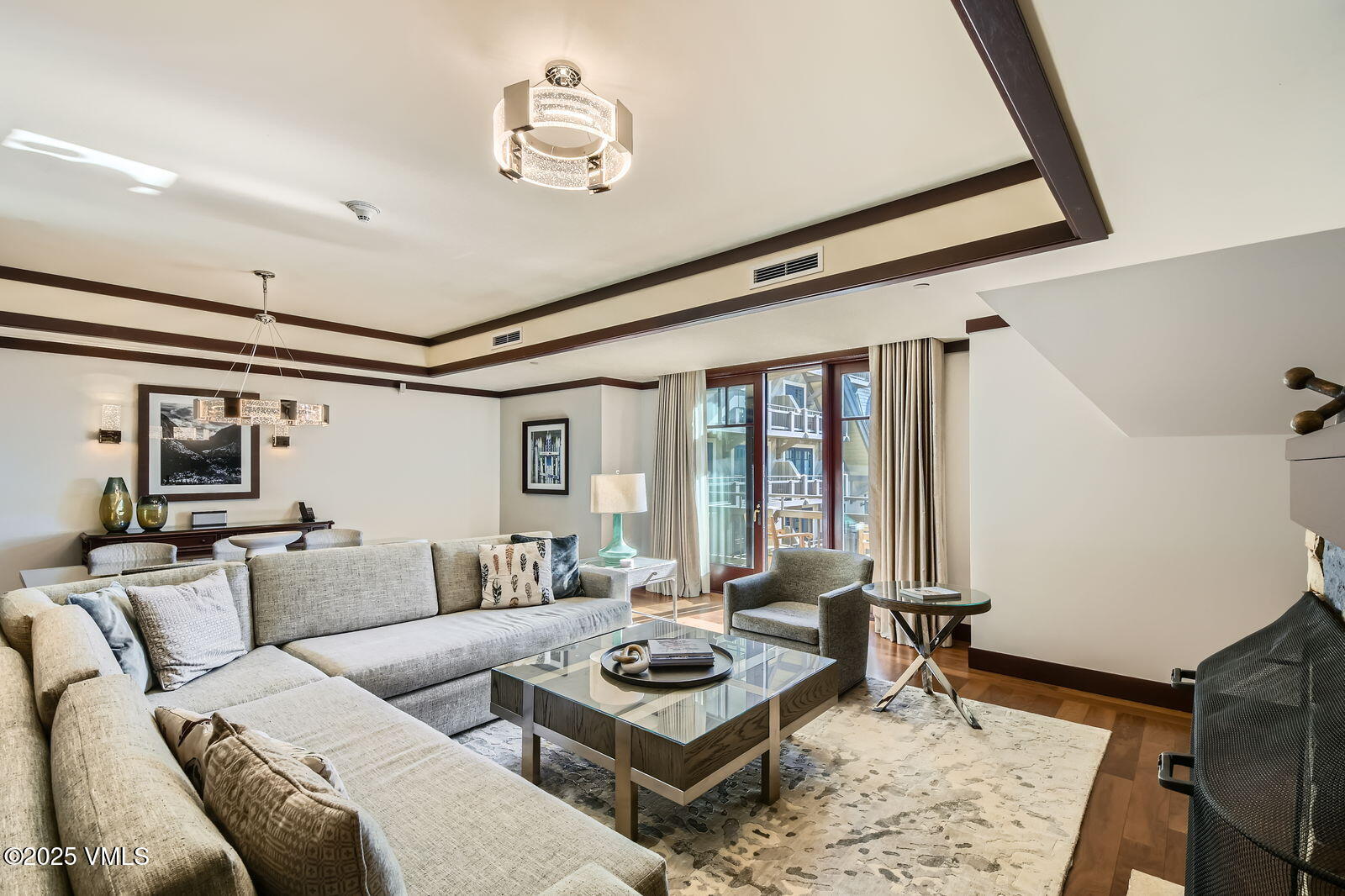 1 Vail Road, Unit 8101F Vail, CO 81657 - Photo 5 of 28 a living room with furniture and a window