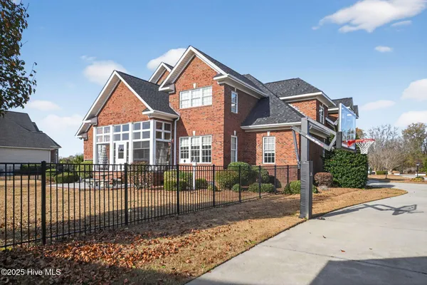 $999,999 | 2354 Water View Road, Greenville, NC 27858
