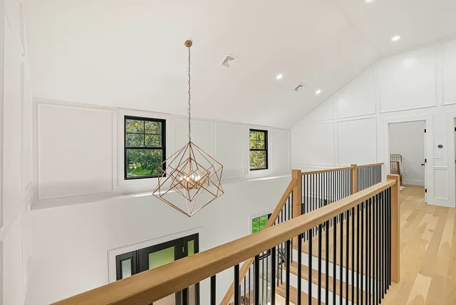 a view of an entryway with furniture