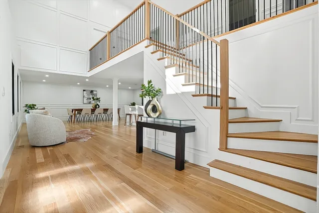 a view of entryway and hall