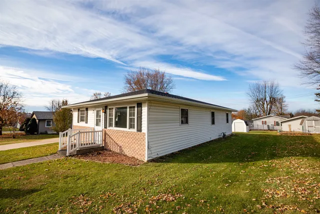 $239,900 | 221 North Washington Street, Belmont, WI 53510