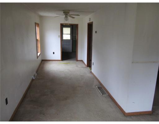 534 Oneida Valley Road Butler, PA 16001 - Photo 4 of 10 Dining Room.