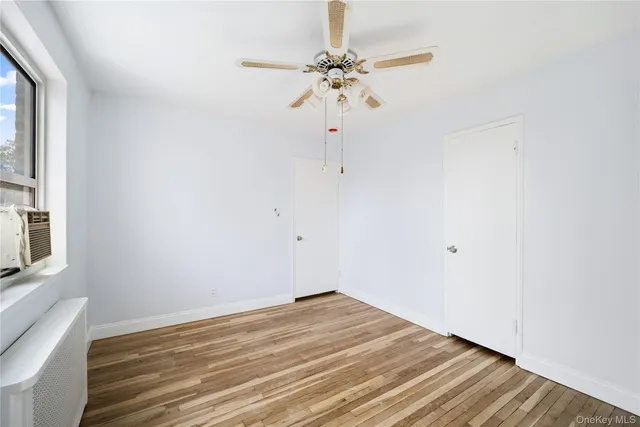 $359,000 | 228-08 Stronghurst Avenue, Unit LOWR | Bellerose