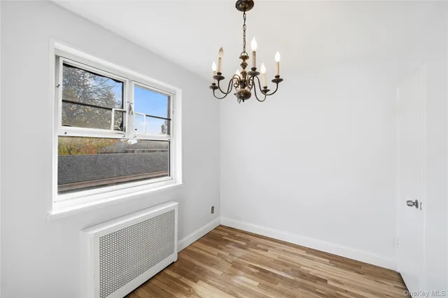 $359,000 | 228-08 Stronghurst Avenue, Unit LOWR | Bellerose