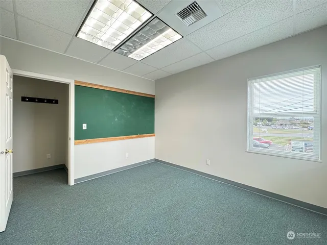 $1,100 | 502 South Still Road, Unit 201, Sequim, WA 98382