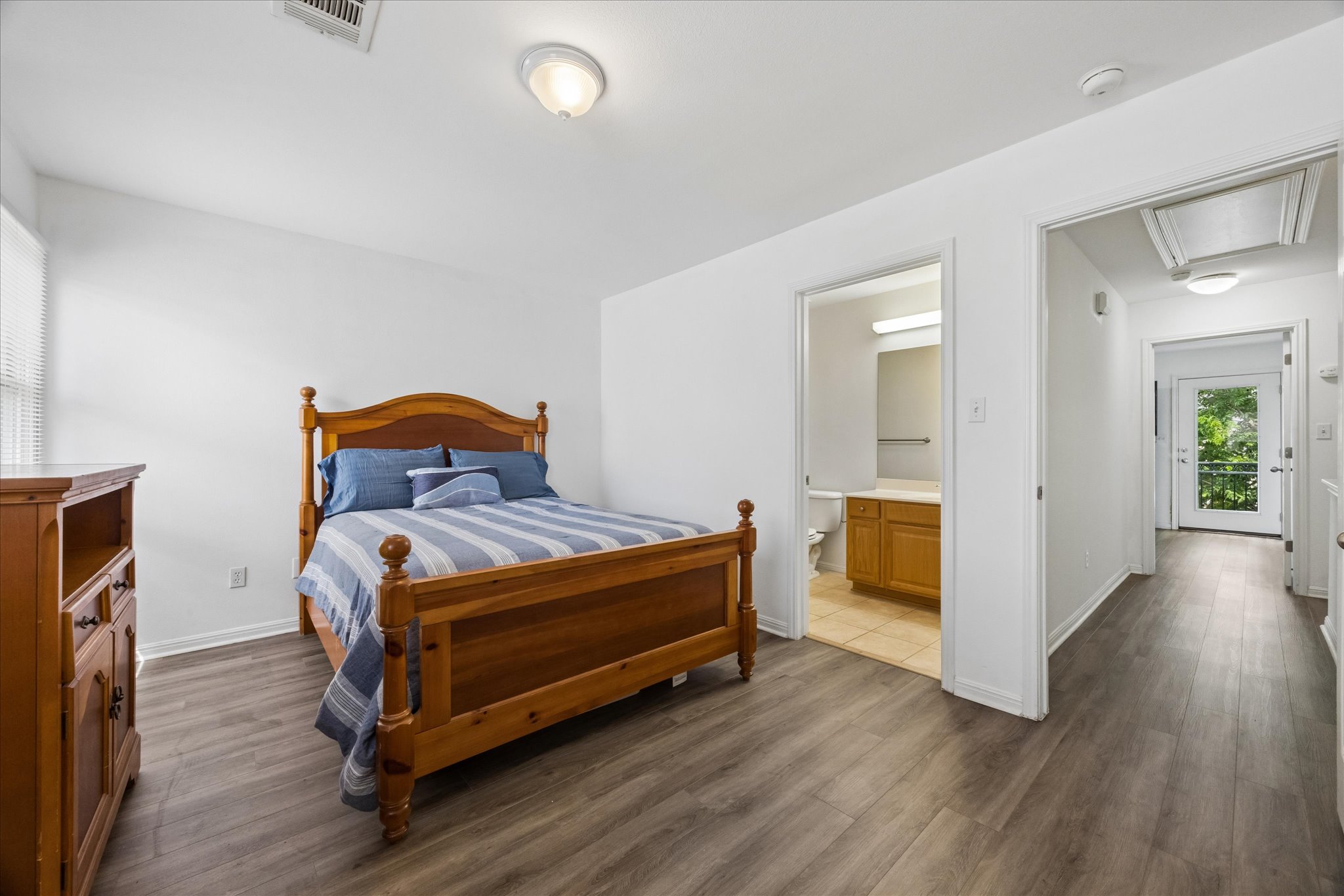 6900 East Riverside Drive, Unit 31 Austin, TX 78741 - Photo 12 of 18