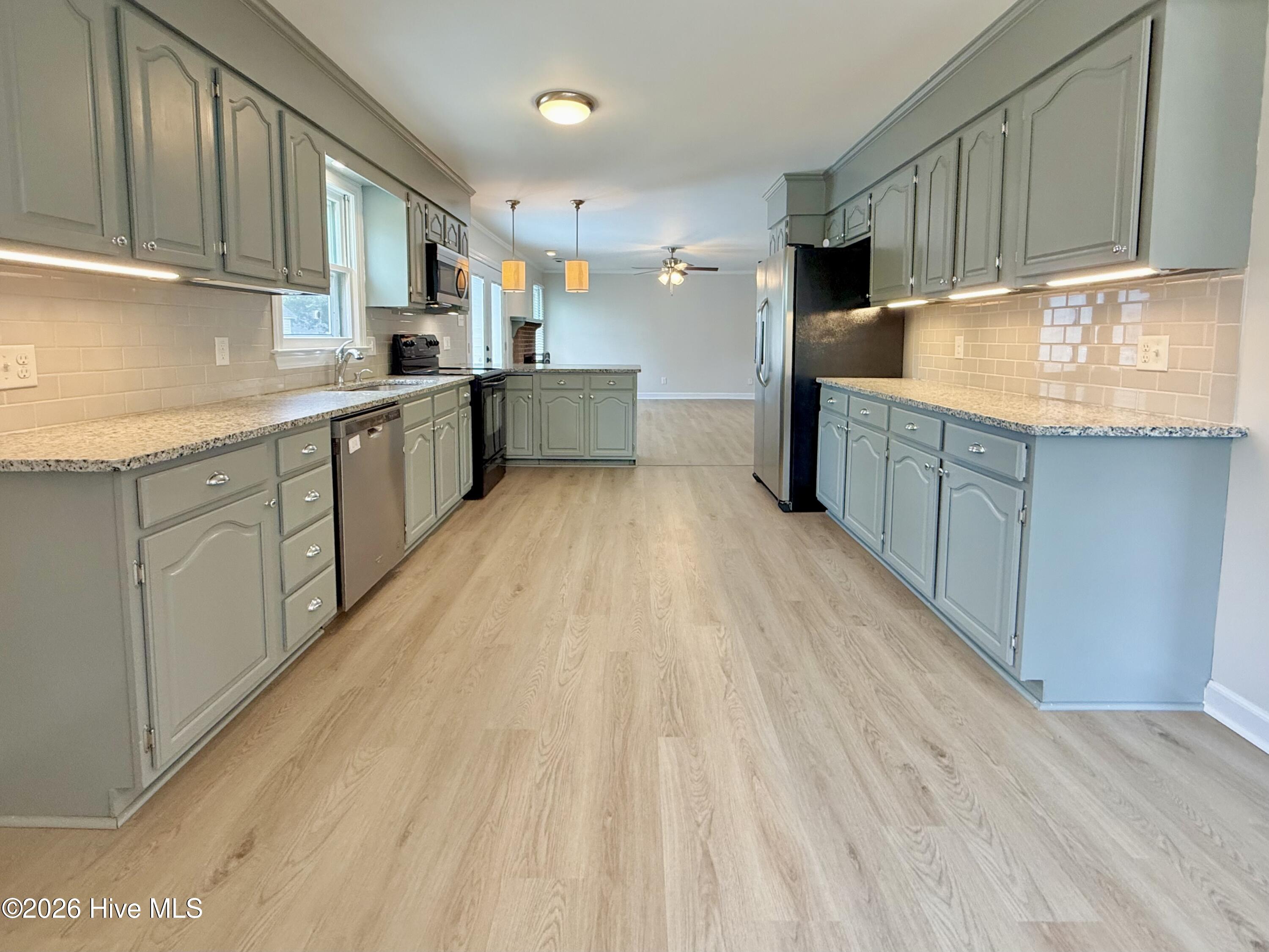 103 Plantation Road Goldsboro, NC 27530 - Photo 4 of 60