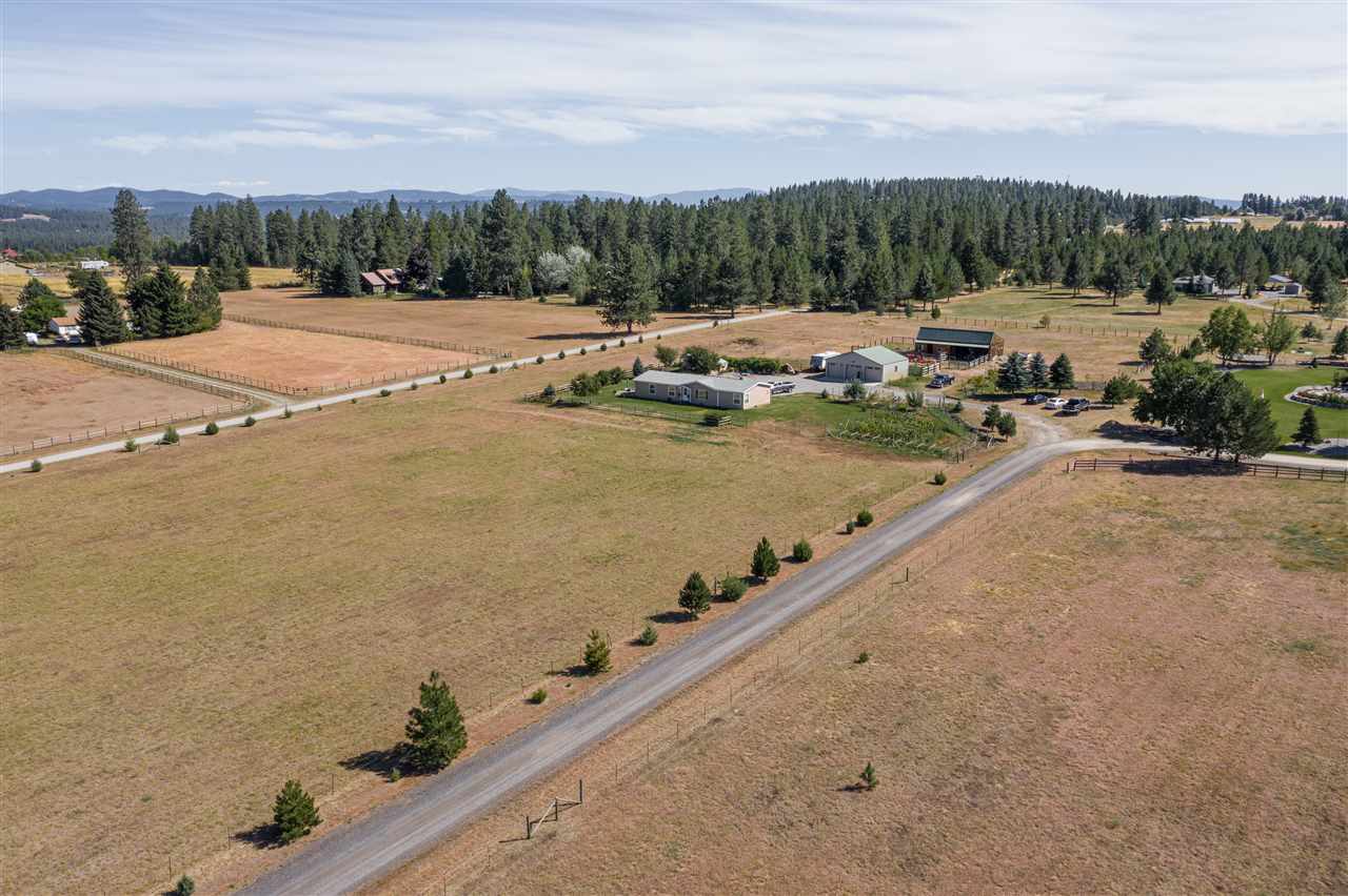 404 East Chattaroy Road Colbert, WA 99005 - Photo 22 of 24