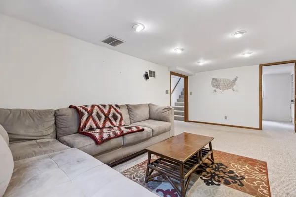 $450,000 | 1962 West Saunders Avenue, St. Paul, MN 55116