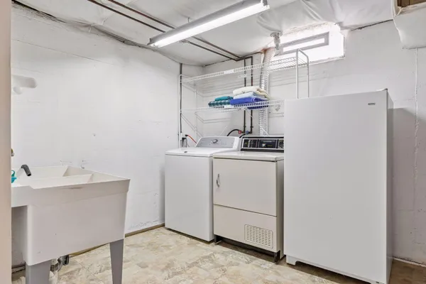 $450,000 | 1962 West Saunders Avenue, St. Paul, MN 55116