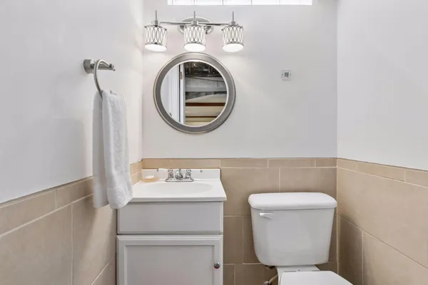 $450,000 | 1962 West Saunders Avenue, St. Paul, MN 55116