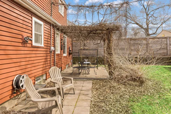 $450,000 | 1962 West Saunders Avenue, St. Paul, MN 55116