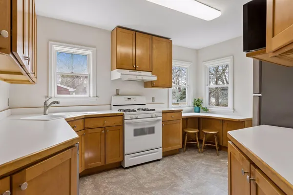 $450,000 | 1962 West Saunders Avenue, St. Paul, MN 55116