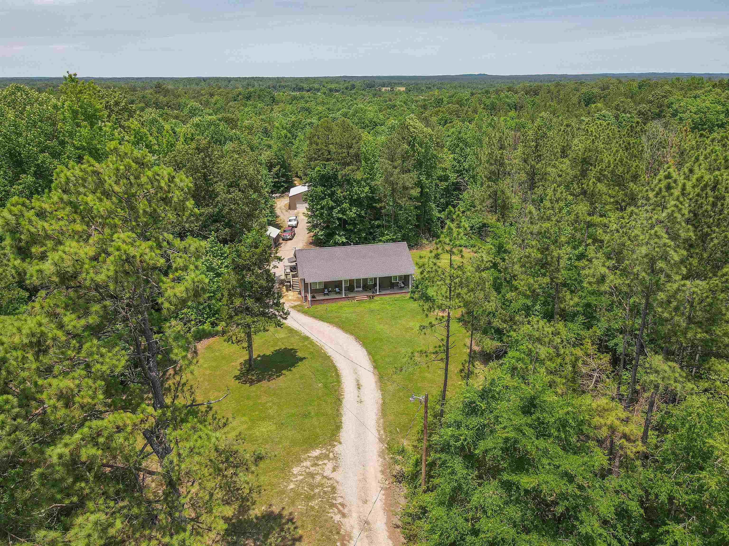 196 G B Plunk Road Selmer, TN 38375 - Photo 3 of 37 Gallery Image 3