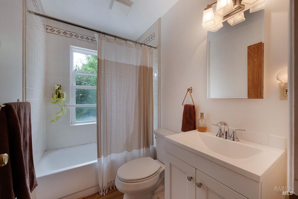 4542 Thomas Road Sebastopol, CA 95472 - Photo 52 of 60 a bathroom with a sink toilet and shower