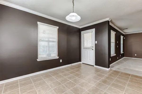 $2,400 | 11018 Avon Brook Lane, Houston, TX 77034