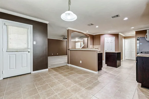 $2,400 | 11018 Avon Brook Lane, Houston, TX 77034