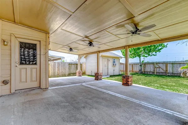 $2,400 | 11018 Avon Brook Lane, Houston, TX 77034