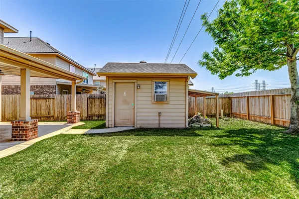 $2,400 | 11018 Avon Brook Lane, Houston, TX 77034