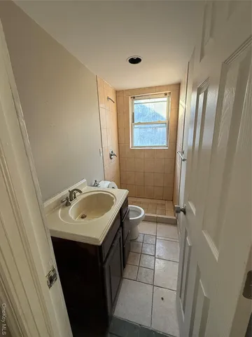 $5,800 | 41 Gibson Avenue, White Plains, NY 10607