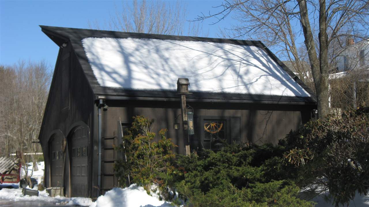 229 Gilman's Corner Road Alton, NH 03809 - Photo 6 of 23