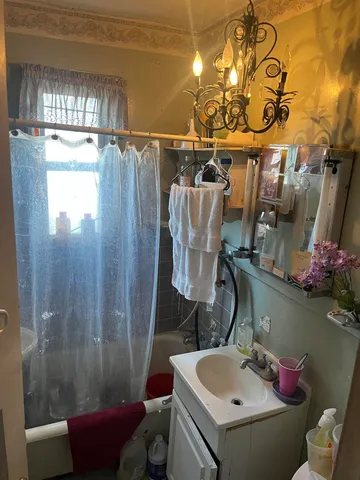 $64,500 | 615 North Drive, East Alton, IL 62024