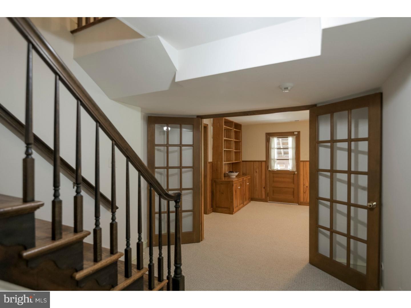 102 South Spring Valley Road Wilmington, DE 19807 - Photo 18 of 25 a view of an entryway