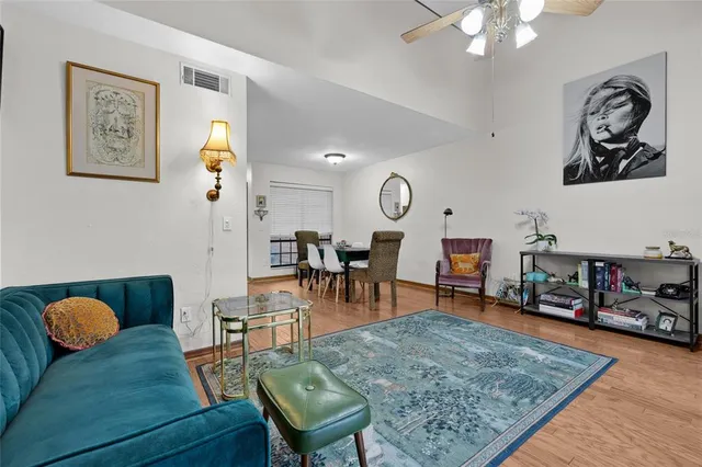 $165,000 | 900 Southwest 62nd Boulevard, Unit L79, Gainesville, FL 32607