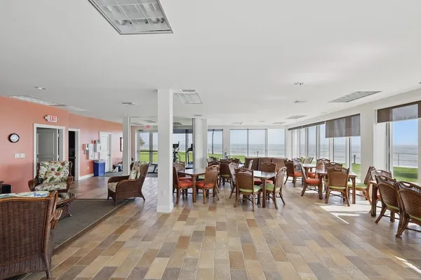 $10,000 | 3554 Ocean Drive, Unit 504N, Vero Beach, FL 32963