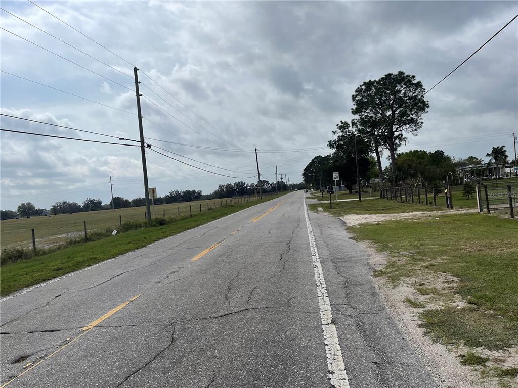 375 Alturas Road Bartow, FL 33830 - Photo 9 of 21