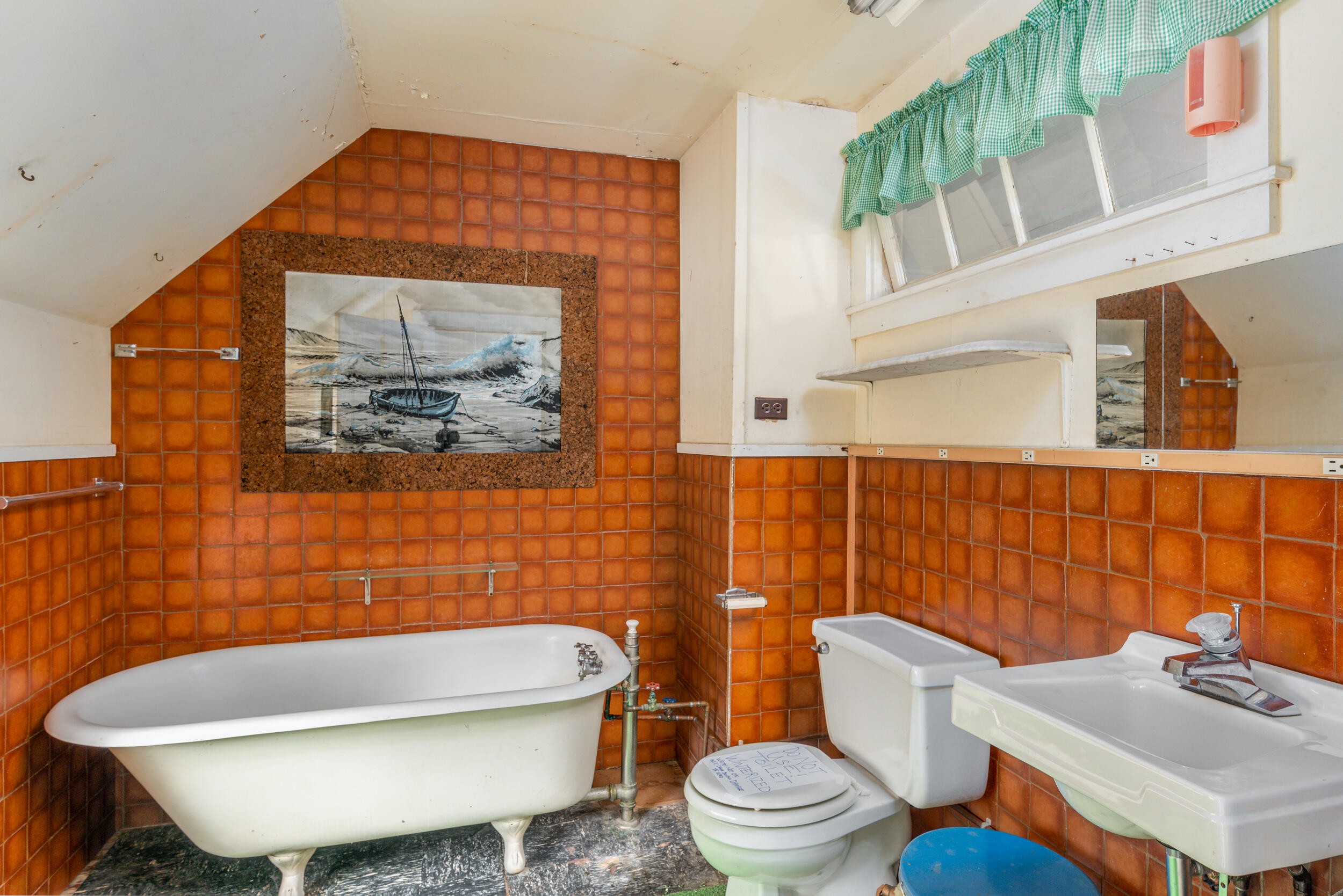 10 Waldoboro Road Washington, ME 04574 - Photo 27 of 38 10 Waldoboro Rd, Washington - Hang Your
