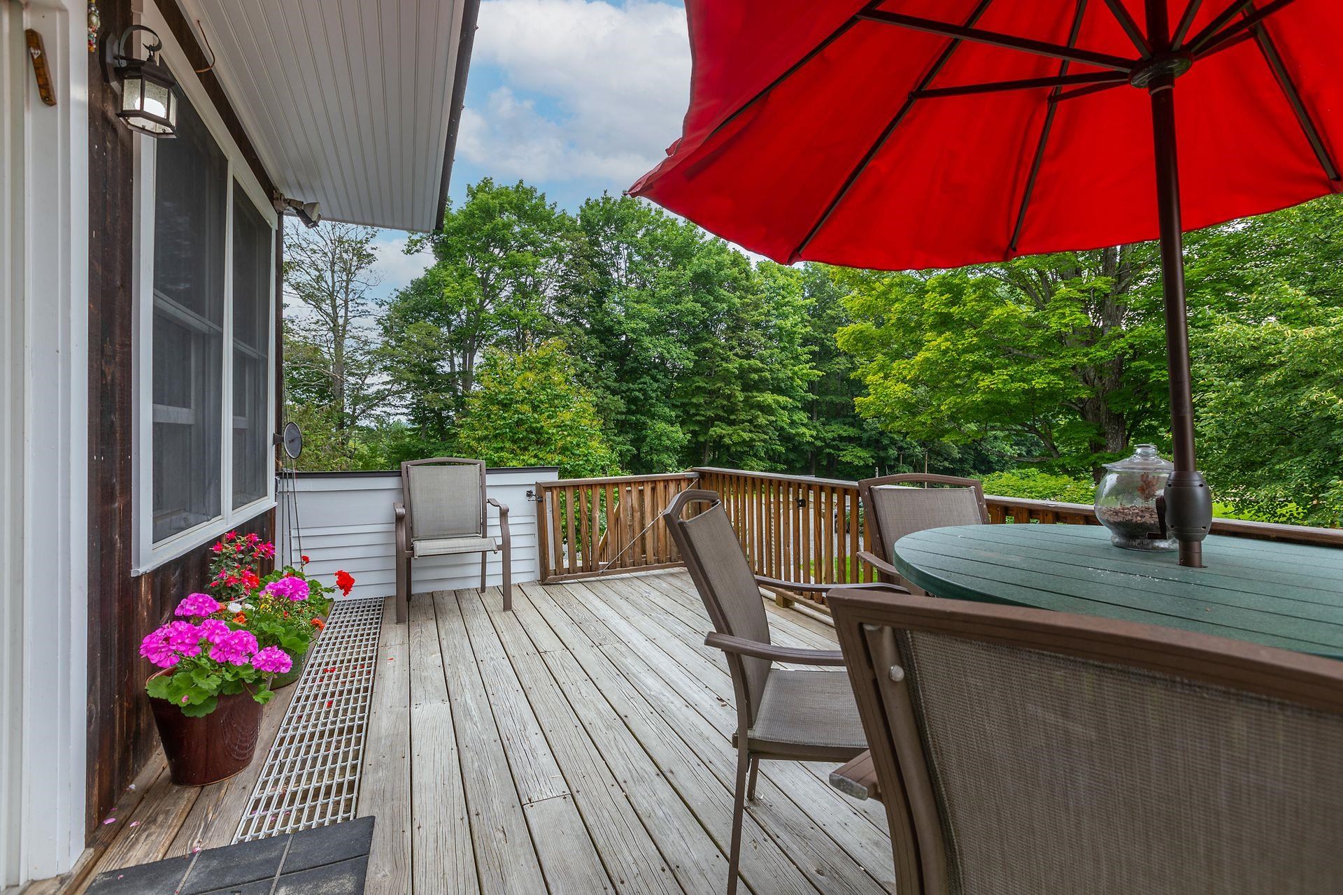 5518 Highway 12 Barnard, VT 05091 - Photo 26 of 48
