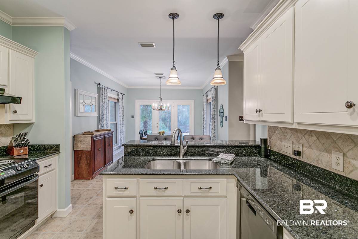 10705 Hunters Court West Mobile, AL 36695 - Photo 5 of 28